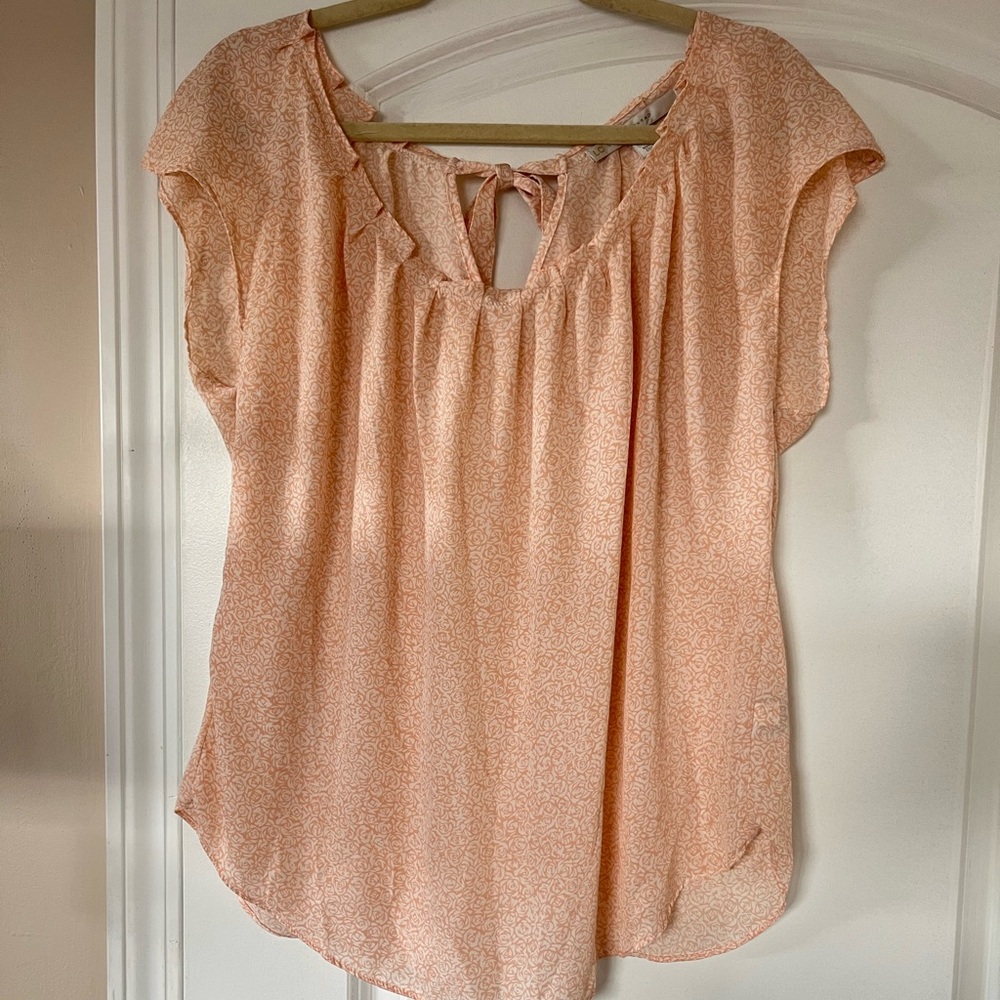 ✨3 for $20✨ Peach Blouse